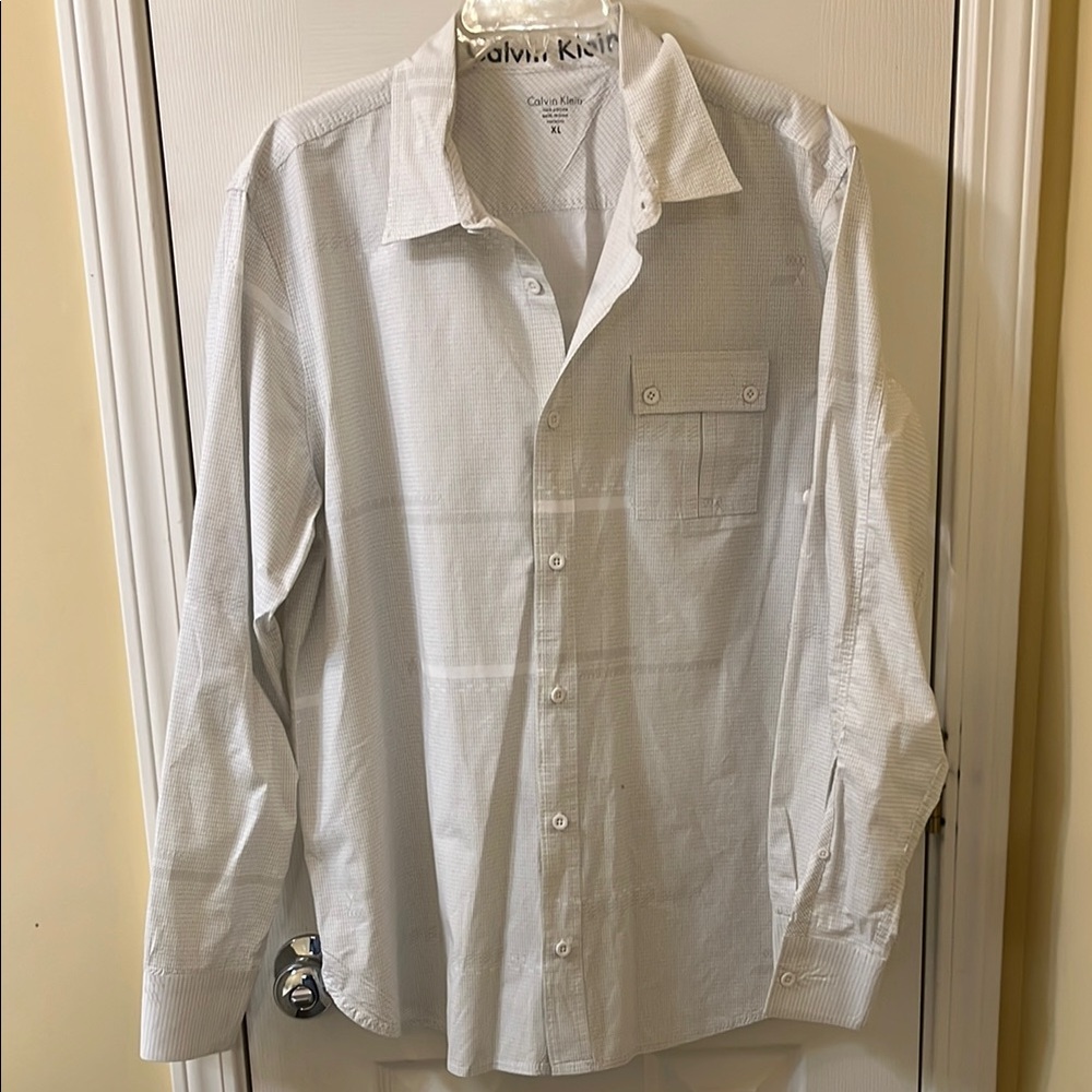 Calvin Klein White and Gray Long Sleeve Dress Shirt, XL